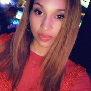 Meet your Posher, Cecilia